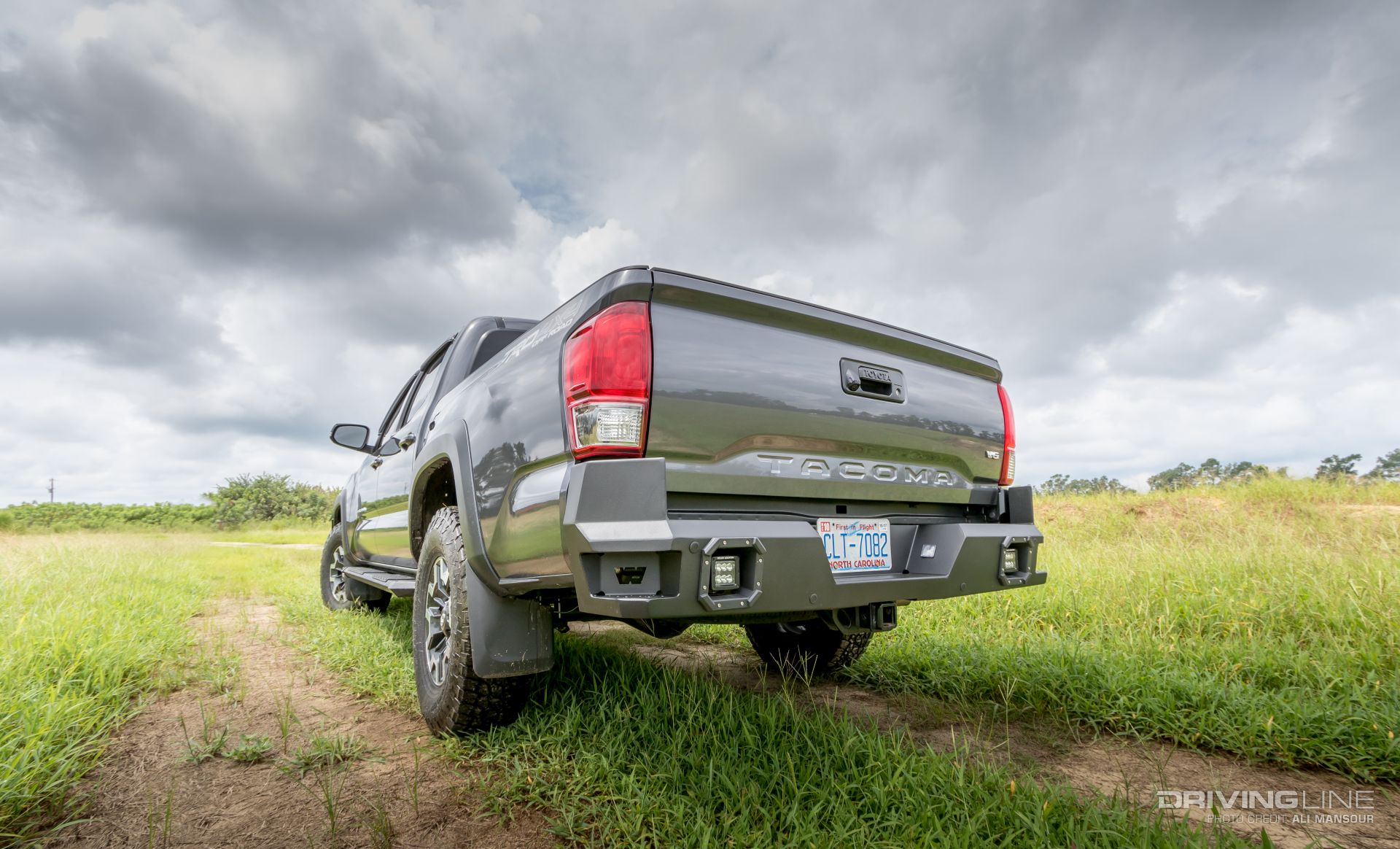 2017-toyota-tacoma-warn-ascent-bumpers-zeon-winch