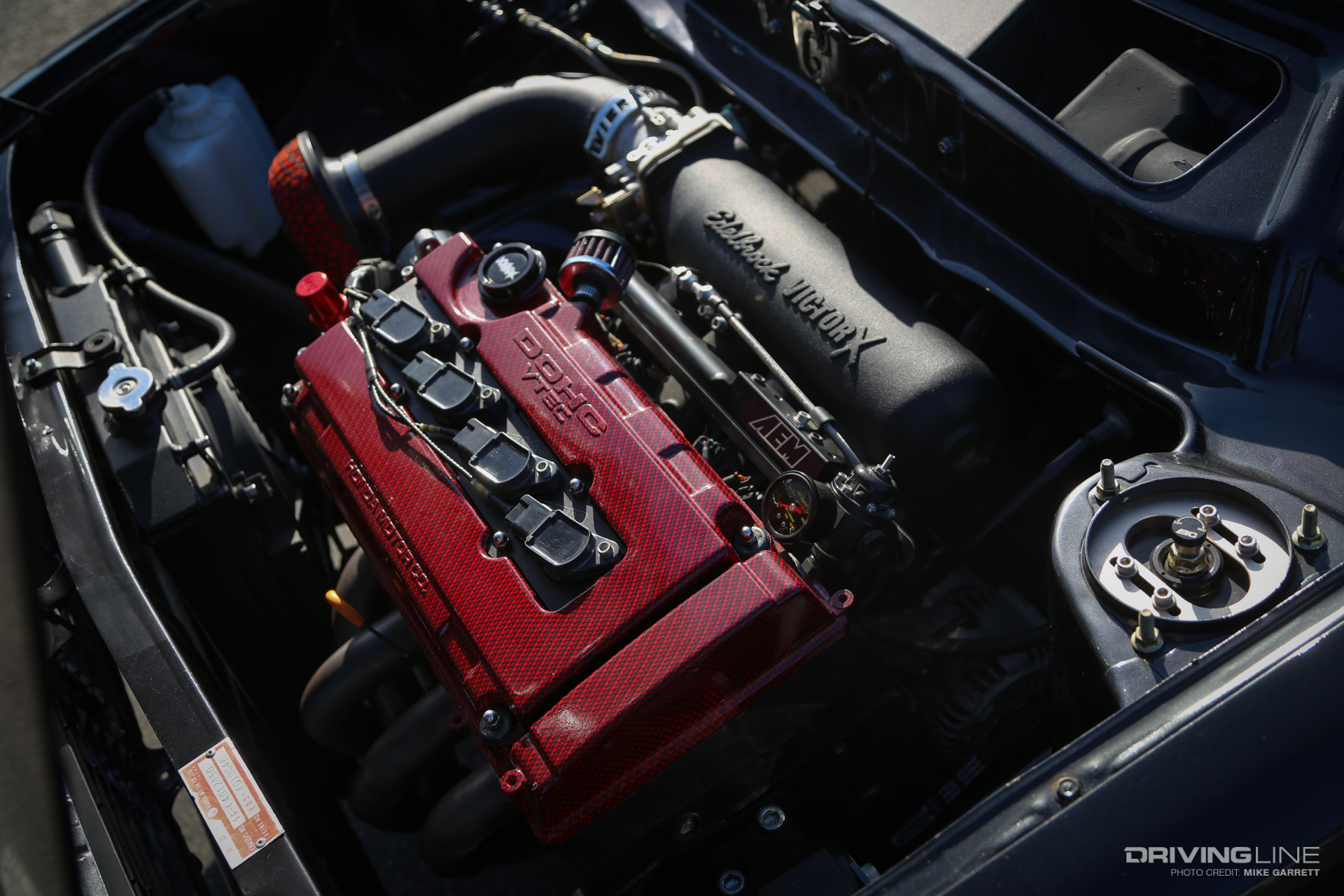 B18C1 VTEC engine from an Acura Integra in a '79 Civic