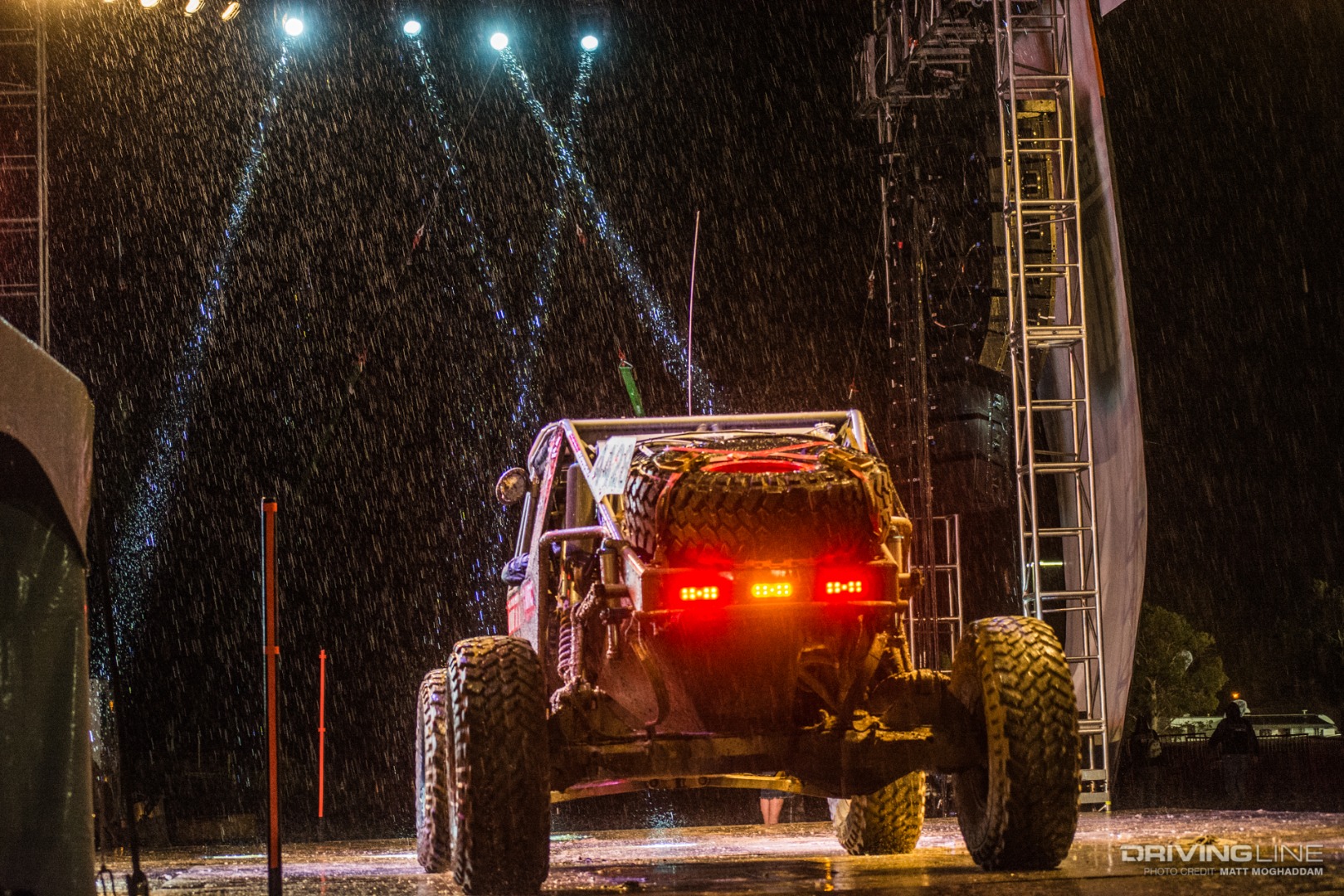 Loren Healy driving onto the stage