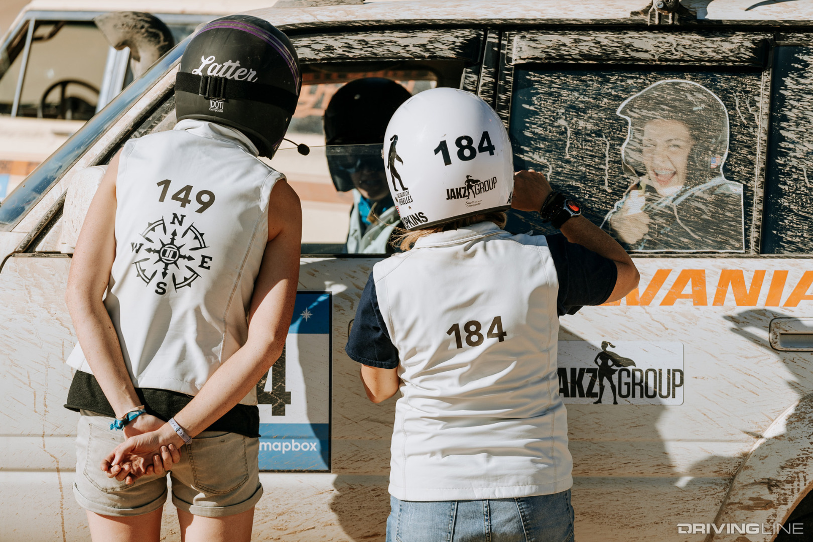 Rebelles discussing their next navigational move