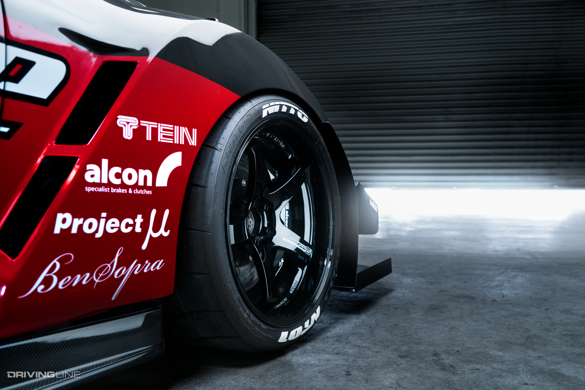 Nissan GT-R on Nitto NT01