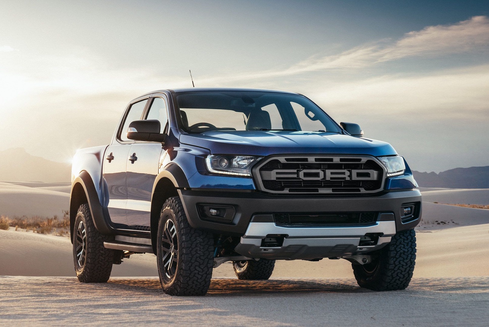 2018 Ford Ranger Raptor Blue front