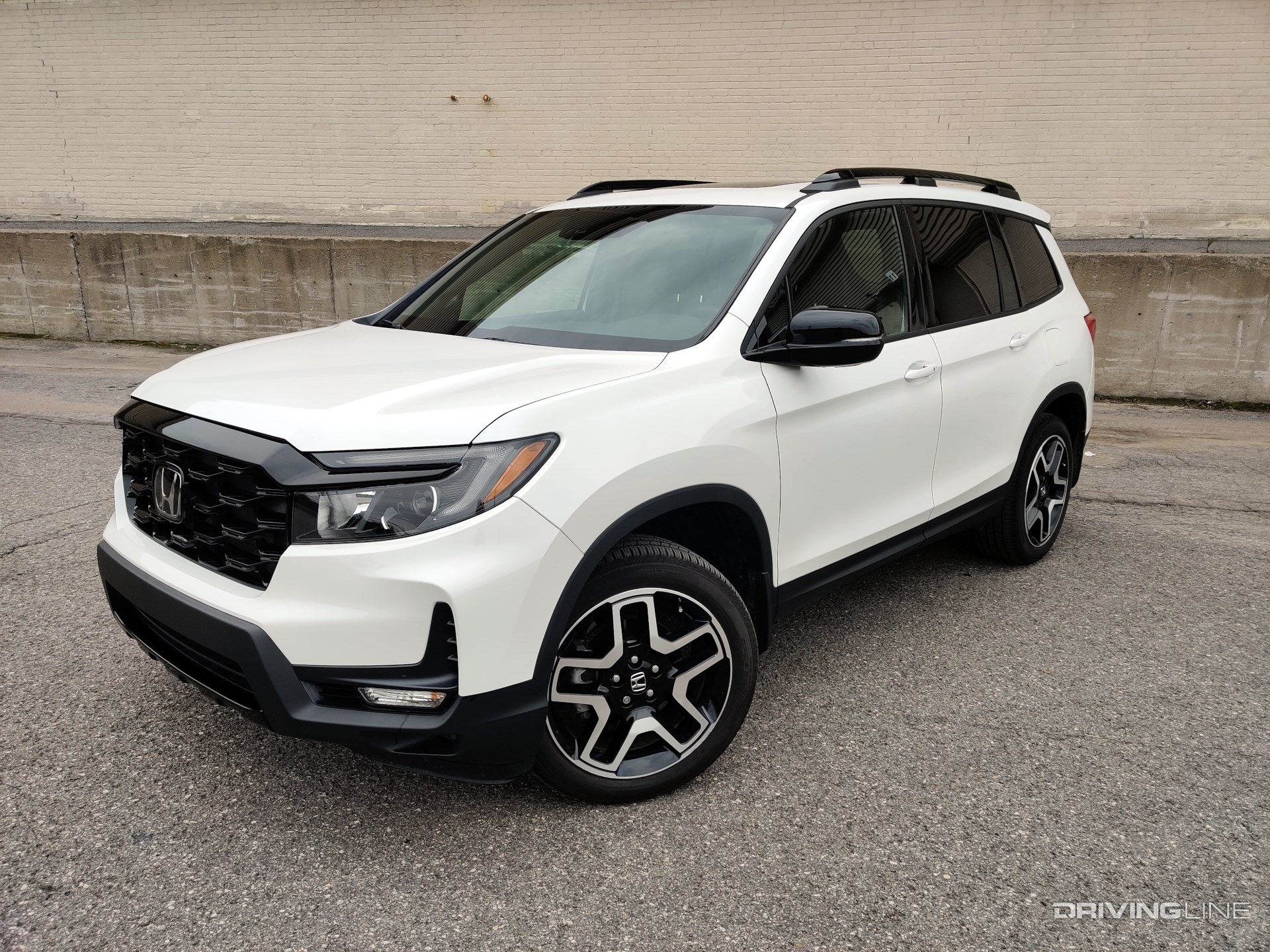 2023 Honda Passport front 3/4 view