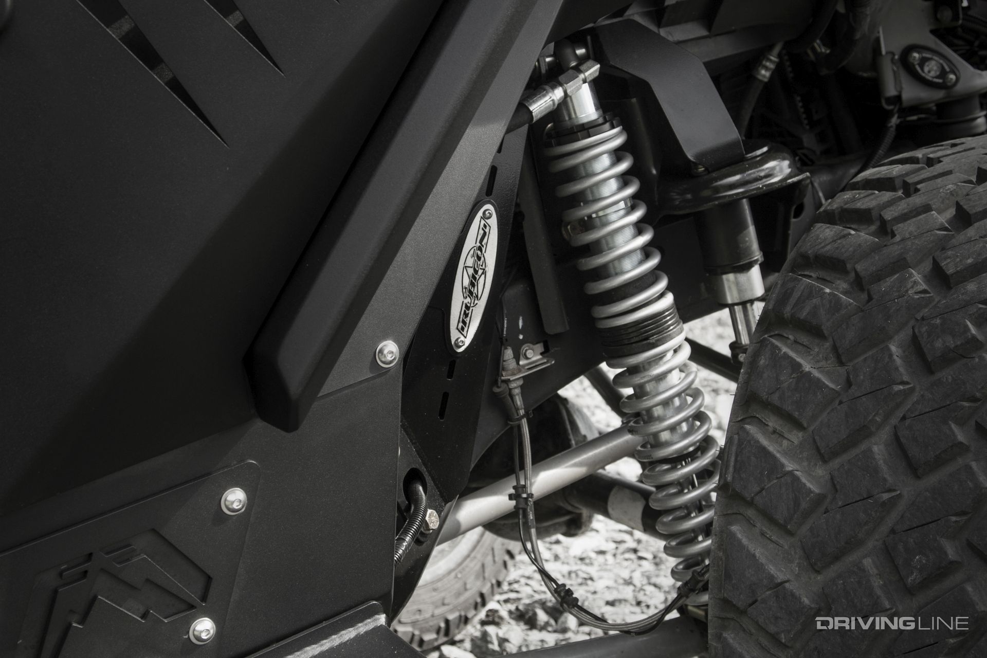 2015-jeep-wrangler-jk-fab-fours-mall-assault-trail-grappler (1)