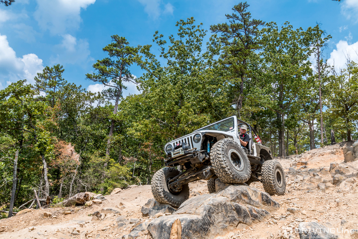 001-1997-Jeep-Wrangler-TJ-V-8-dana-60-coilovers