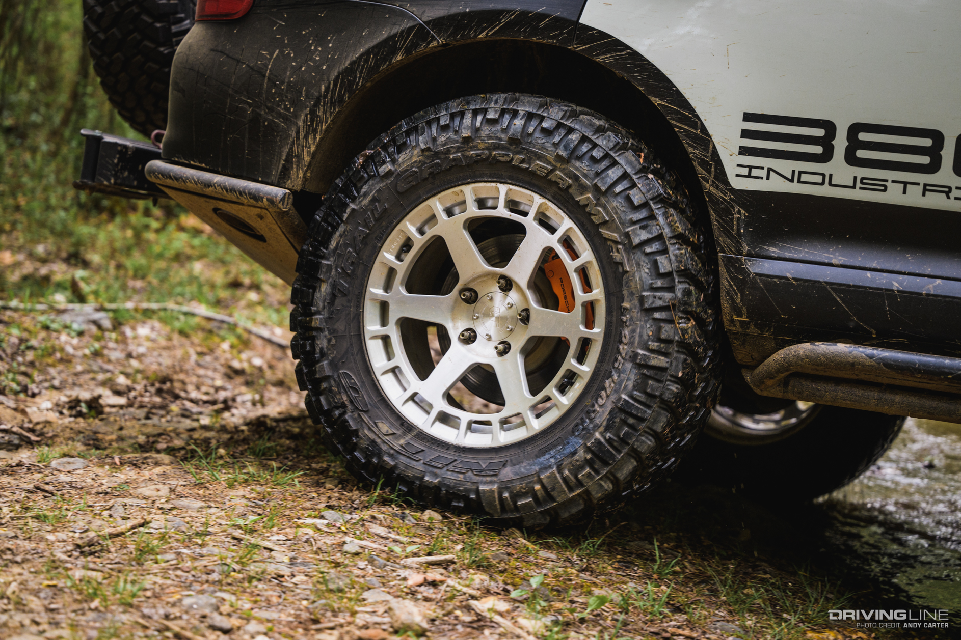 Nitto Trail Grappler tires on Porsche Cayenne
