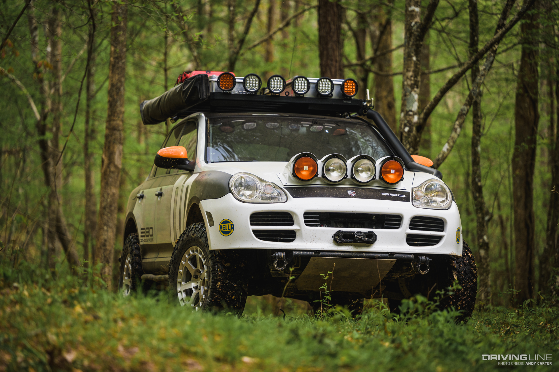 Off-road Porsche Cayenne
