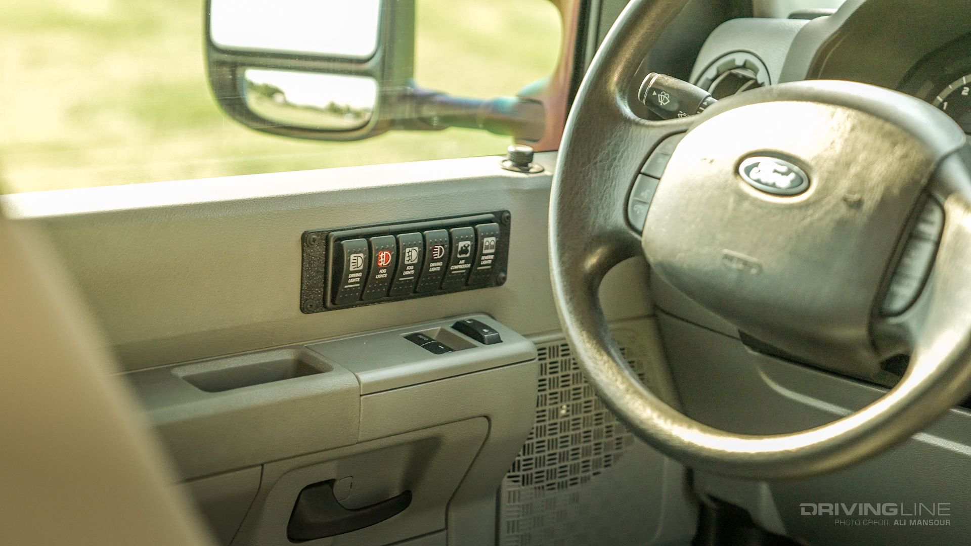 2014 Ford E350 4x4 van Spod door switch panel Ujoint offroad